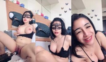 Maricha08 Tante Kamu Pasrah Kena Sodok Machine HOT51
