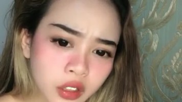 Novi Bugil Show Di Aplikasi Bling2