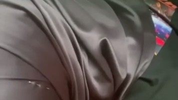 Ukhti Hijab Hitam BJ Di Mobil