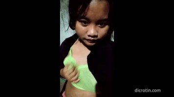 Koleksi Colmek Alia Genz Nenen Sudah Besar